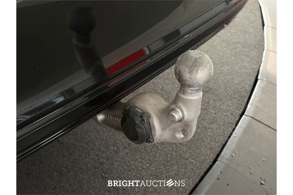 Volvo V90 T8 Plug-in Hybrid Ultimate Bright 2.0 AWD 455pk 2022 (Origineel-NL), R-890-BF
