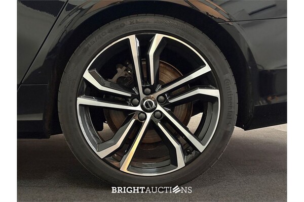 Volvo V90 T8 Plug-in Hybrid Ultimate Bright 2.0 AWD 455pk 2022 (Origineel-NL), R-890-BF