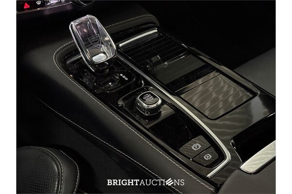 Volvo V90 T8 Plug-in Hybrid Ultimate Bright 2.0 AWD 455pk 2022 (Origineel-NL), R-890-BF
