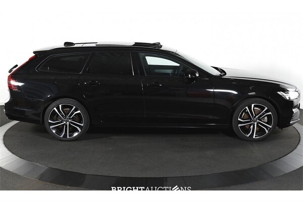 Volvo V90 T8 Plug-in Hybrid Ultimate Bright 2.0 AWD 455pk 2022 (Origineel-NL), R-890-BF