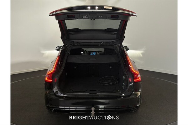 Volvo V90 T8 Plug-in Hybrid Ultimate Bright 2.0 AWD 455pk 2022 (Origineel-NL), R-890-BF