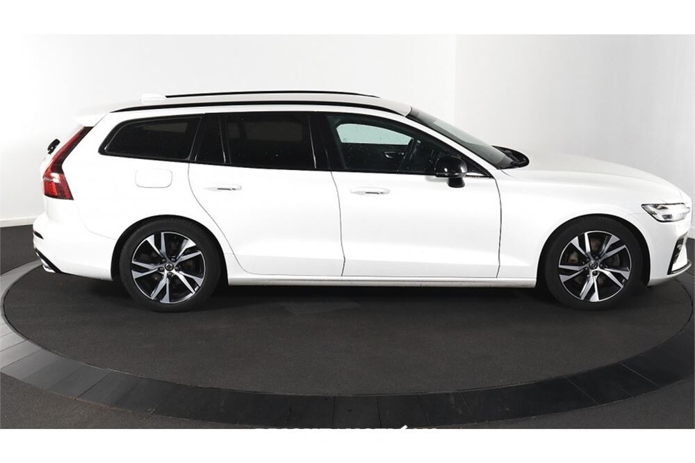 Volvo V60 B3 R-Design 2.0 163pk 2020 (Origineel-NL), J-797-TN
