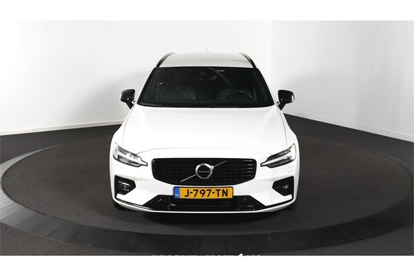 Volvo V60 B3 R-Design 2.0 163pk 2020 (Origineel-NL), J-797-TN