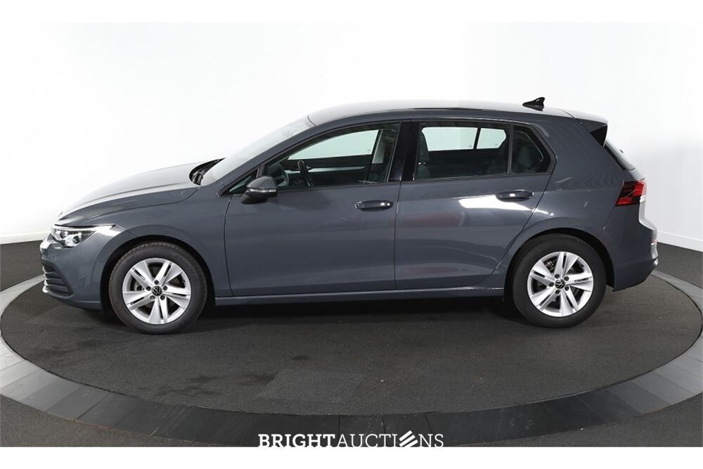 Volkswagen Golf eTSI Life Business 1.0 110pk 2023 (Origineel-NL), T-279-LN