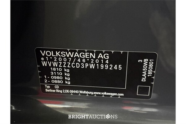 Volkswagen Golf eTSI Life Business 1.0 110pk 2023 (Origineel-NL), T-279-LN