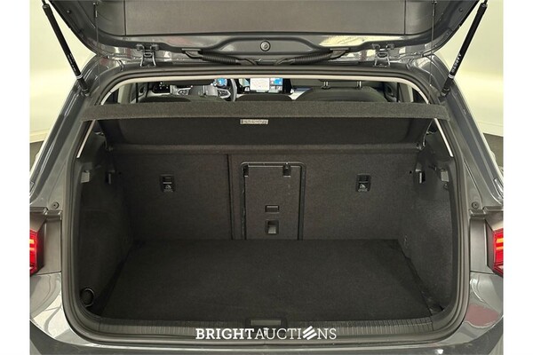 Volkswagen Golf eTSI Life Business 1.0 110pk 2023 (Origineel-NL), T-279-LN