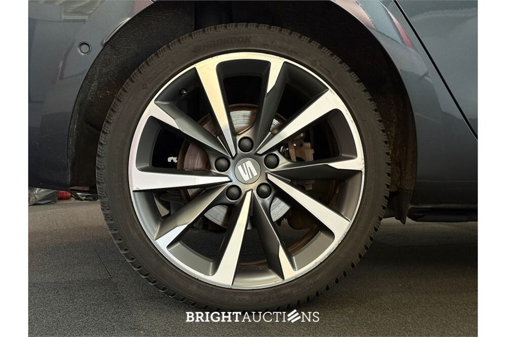 SEAT Leon FR eHybrid PHEV Business Intense 1.4 TSI 258pk 2021, P-582-BT