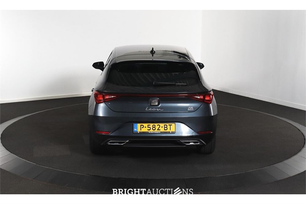 SEAT Leon FR eHybrid PHEV Business Intense 1.4 TSI 258pk 2021, P-582-BT