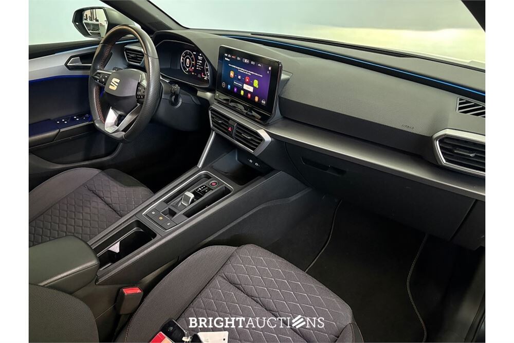 SEAT Leon FR eHybrid PHEV Business Intense 1.4 TSI 258pk 2021, P-582-BT
