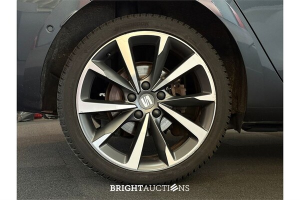 SEAT Leon FR eHybrid PHEV Business Intense 1.4 TSI 258pk 2021, P-582-BT