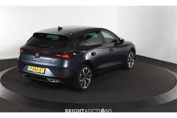 SEAT Leon FR eHybrid PHEV Business Intense 1.4 TSI 258pk 2021, P-582-BT