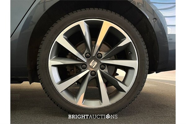 SEAT Leon FR eHybrid PHEV Business Intense 1.4 TSI 258pk 2021, P-582-BT