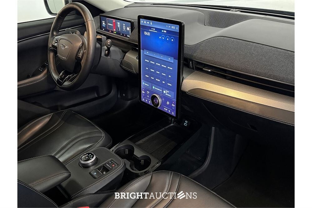 Ford Mustang RWD 75 kWh 2021 (Origineel-NL), L-042-ST