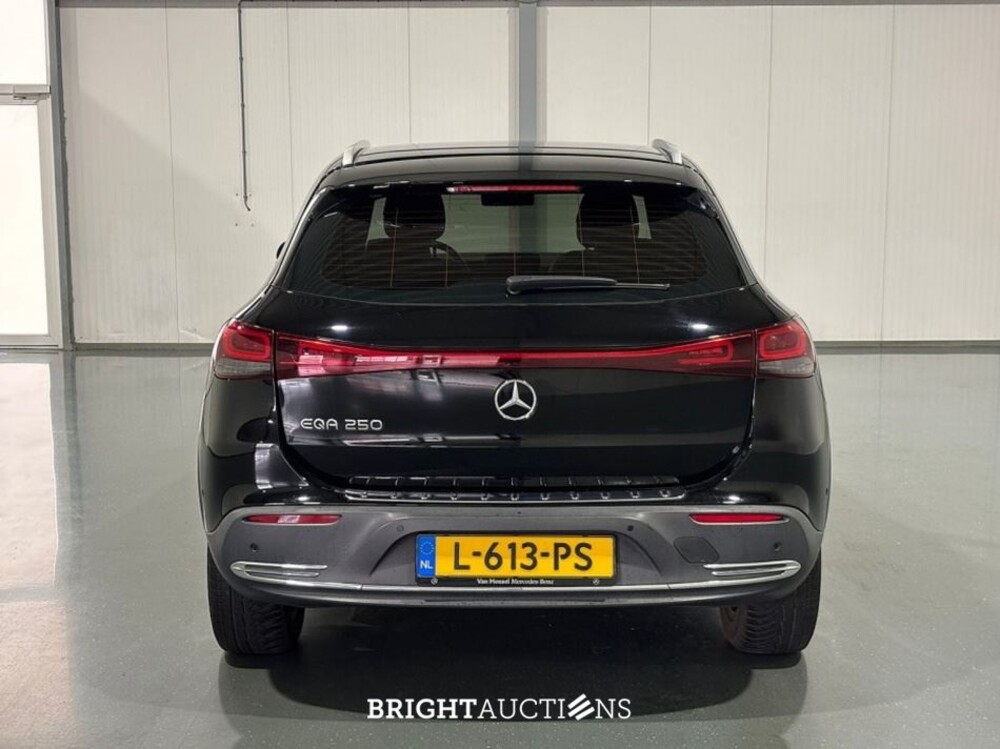 Mercedes-Benz EQA 25067 Business Solution Luxury 67 kWh 190pk 2021 (Origineel-NL) EQA-Klasse, L-613-PS