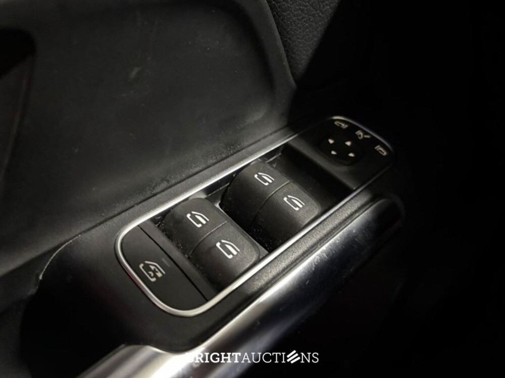 Mercedes-Benz EQA 25067 Business Solution Luxury 67 kWh 190pk 2021 (Origineel-NL) EQA-Klasse, L-613-PS