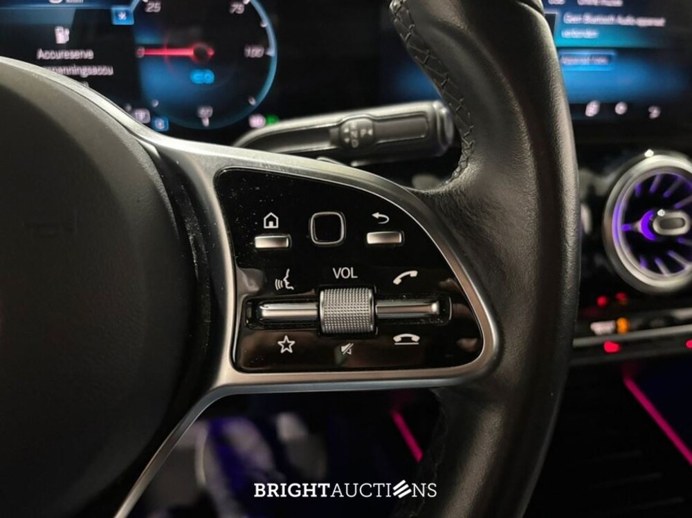 Mercedes-Benz EQA 25067 Business Solution Luxury 67 kWh 190pk 2021 (Origineel-NL) EQA-Klasse, L-613-PS