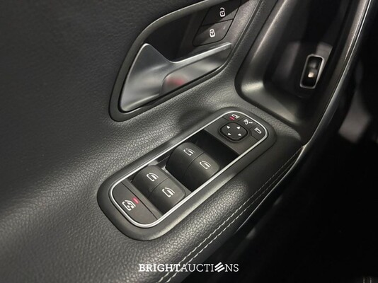 Mercedes-Benz A250 e BusinesS-Line 272pk 2023 (Origineel-NL) A-klasse, T-433-LD
