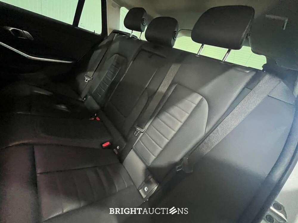 BMW 320e 3 Serie Touring 272pk 2023 (Origineel-NL) 3-Serie, T-102-HT