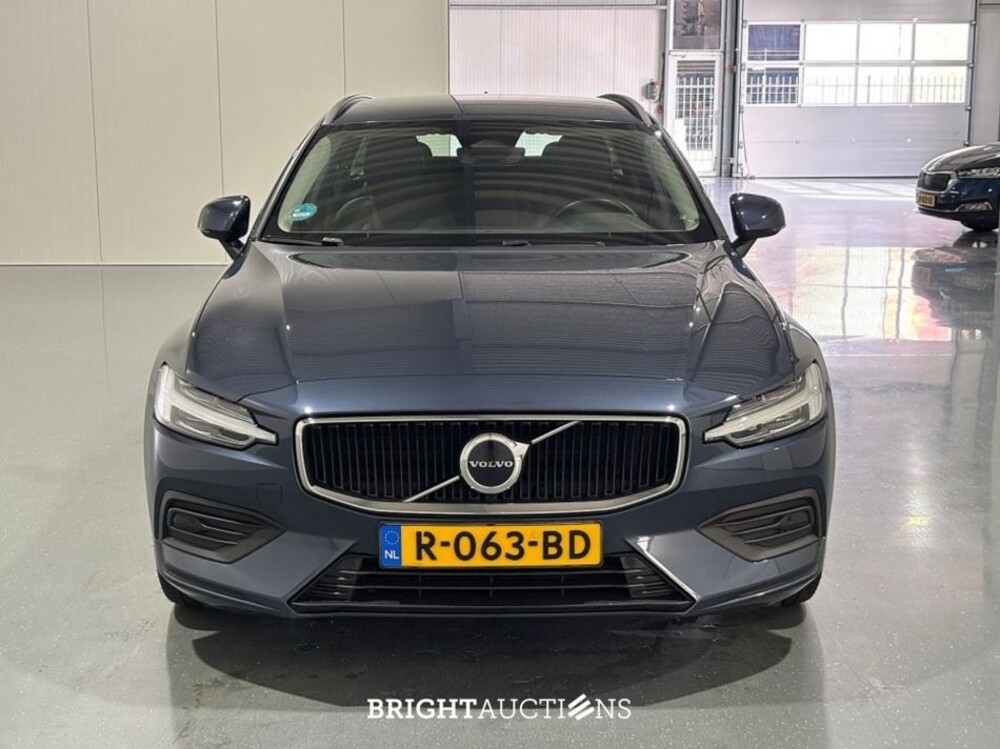 Volvo V60 B3 Essential 2.0 163pk 2022 (Origineel-NL), R-063-BD