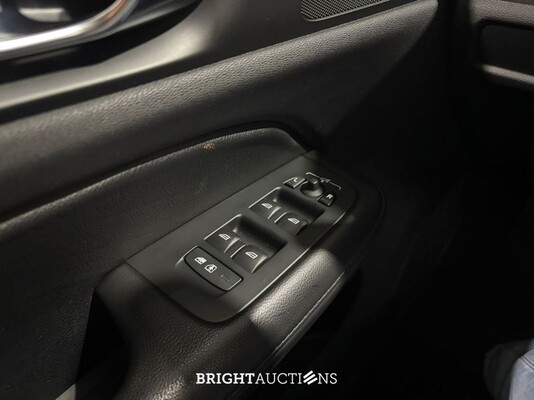 Volvo V60 B3 Essential 2.0 163pk 2022 (Origineel-NL), R-063-BD