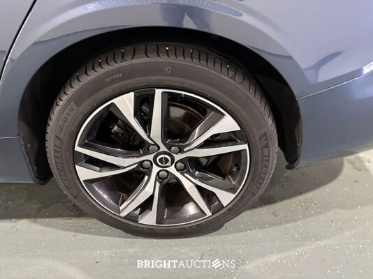 Volvo V60 B3 Essential 2.0 163pk 2022 (Origineel-NL), R-063-BD