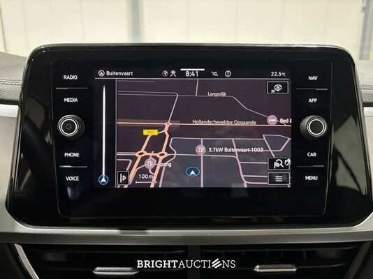 Volkswagen T-Roc Life Business 1.5 TSI 150pk 2022 (Origineel-NL), P-830-ZL