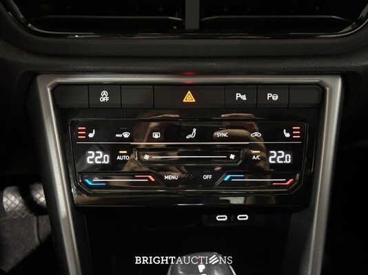 Volkswagen T-Roc Life Business 1.5 TSI 150pk 2022 (Origineel-NL), P-830-ZL