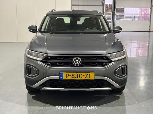 Volkswagen T-Roc Life Business 1.5 TSI 150pk 2022 (Origineel-NL), P-830-ZL