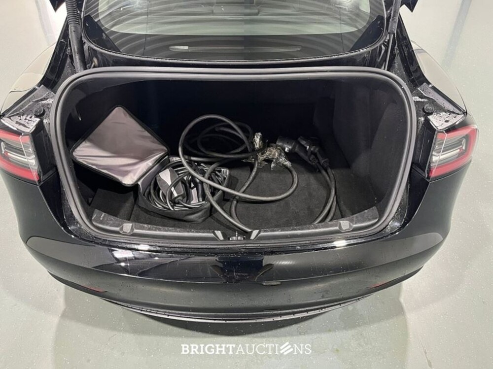 Tesla Model 3 RWD 60 kWh 283pk 2023 (Origineel-NL), S-292-TN