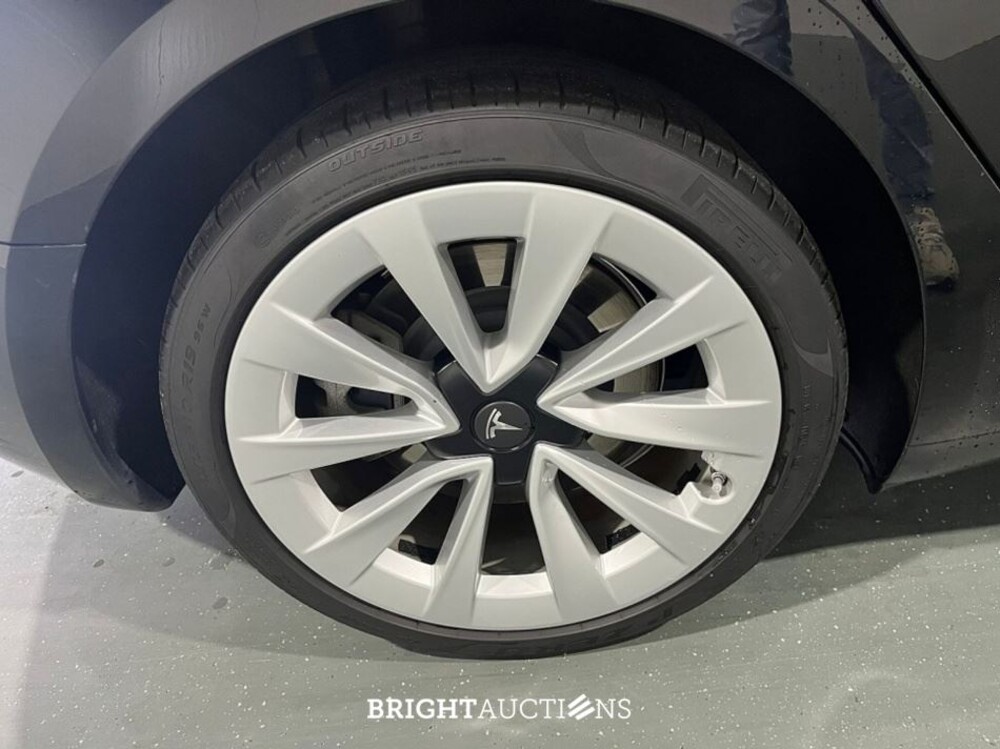Tesla Model 3 RWD 60 kWh 283pk 2023 (Origineel-NL), S-292-TN