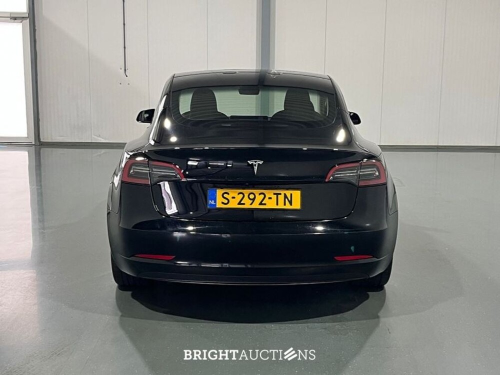 Tesla Model 3 RWD 60 kWh 283pk 2023 (Origineel-NL), S-292-TN