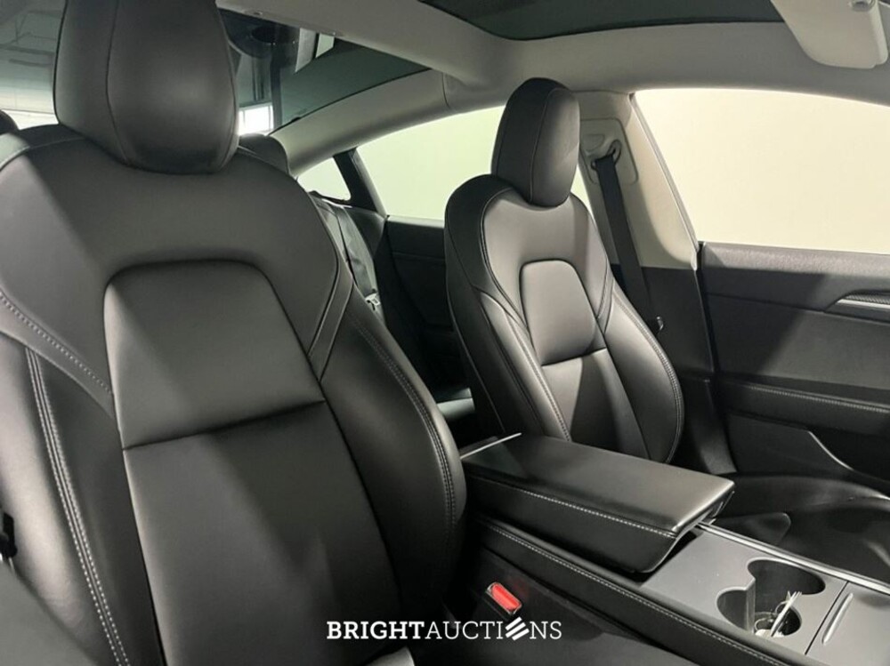 Tesla Model 3 RWD 60 kWh 283pk 2023 (Origineel-NL), S-292-TN