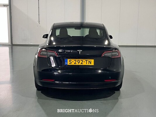 Tesla Model 3 RWD 60 kWh 283pk 2023 (Origineel-NL), S-292-TN