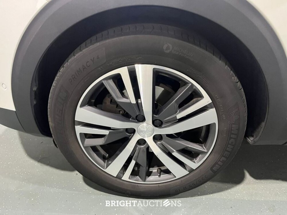 Peugeot 5008 Allure Pack 1.2 PureTech 131pk 2020, L-634-GF