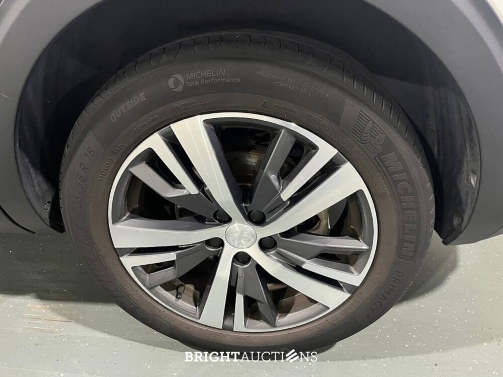 Peugeot 5008 Allure Pack 1.2 PureTech 131pk 2020, L-634-GF