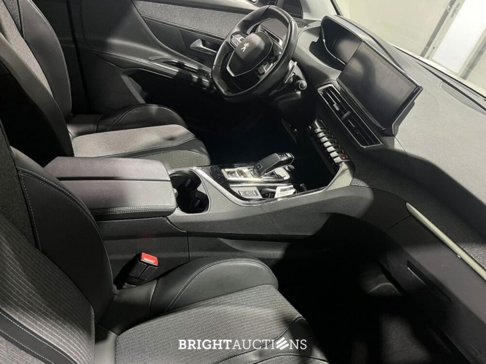 Peugeot 5008 Allure Pack 1.2 PureTech 131pk 2020, L-634-GF