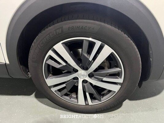 Peugeot 5008 Allure Pack 1.2 PureTech 131pk 2020, L-634-GF