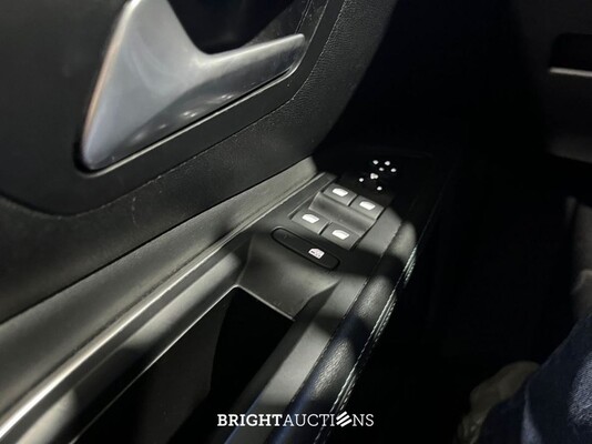 Peugeot 5008 Allure Pack 1.2 PureTech 131pk 2020, L-634-GF