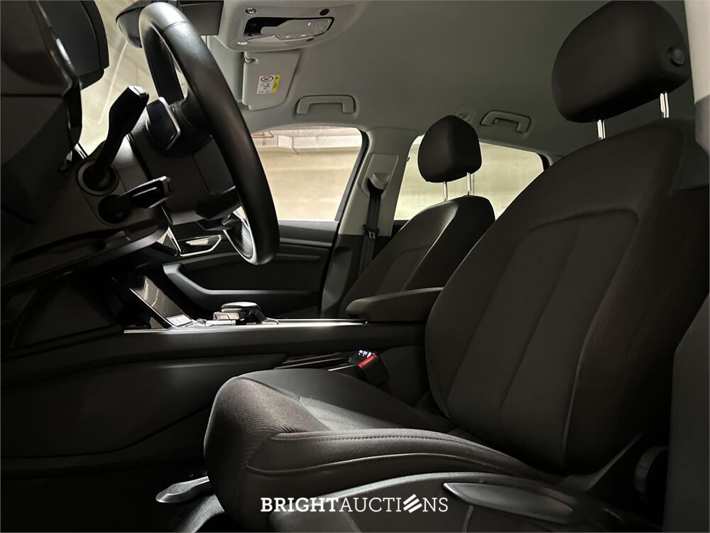 Audi e-tron 50 quattro edition 71 kWh 313pk 2020 (Origineel-NL + 1e eigenaar), J-948-HF