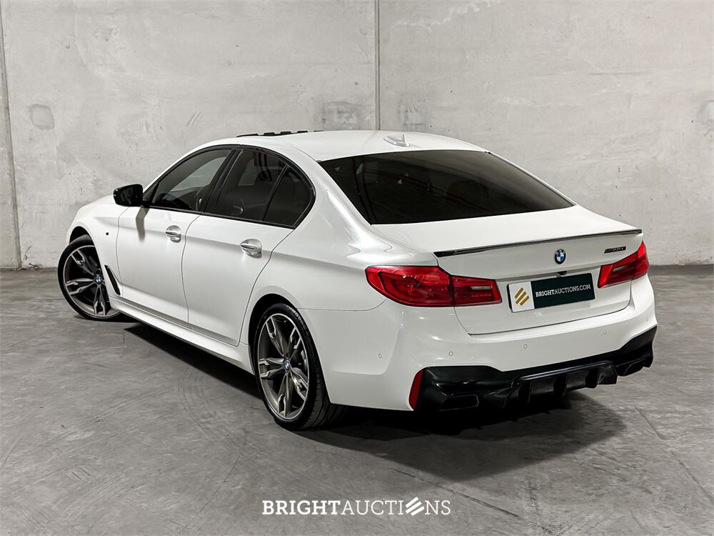 BMW M550i xDrive High Executive 462pk 2018 5-serie, KKP-44-R