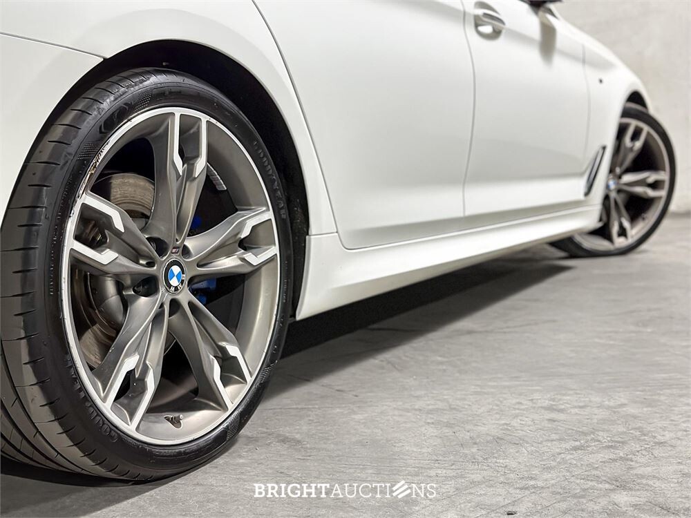 BMW M550i xDrive High Executive 462pk 2018 5-serie, KKP-44-R