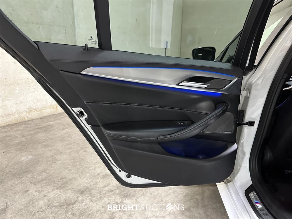 BMW M550i xDrive High Executive 462pk 2018 5-serie, KKP-44-R
