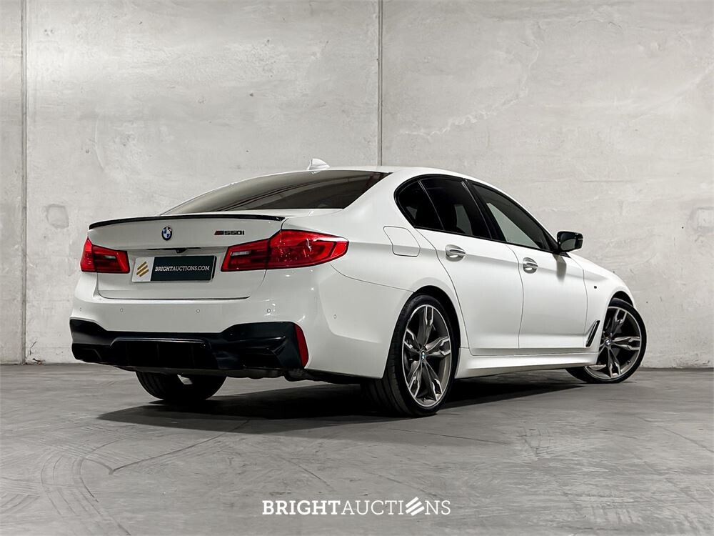 2018 BMW M550i xDrive High Executive 462pk 5 Series, KKP-44-R