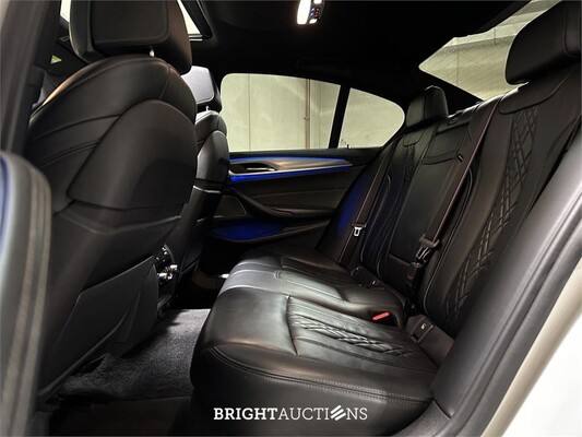 BMW M550i xDrive High Executive 462pk 2018 5-serie, KKP-44-R