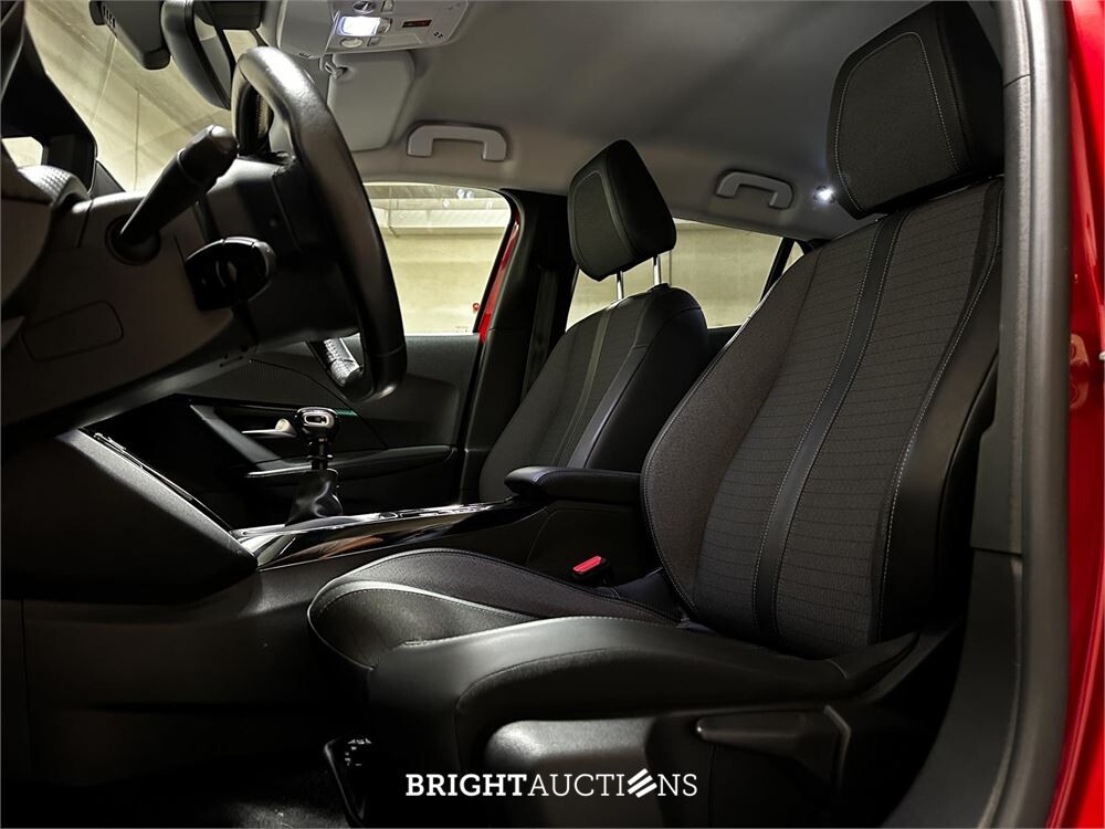 Peugeot 2008 1.5 BlueHDi Blue Lease Allure 110pk 2021, T-964-HK