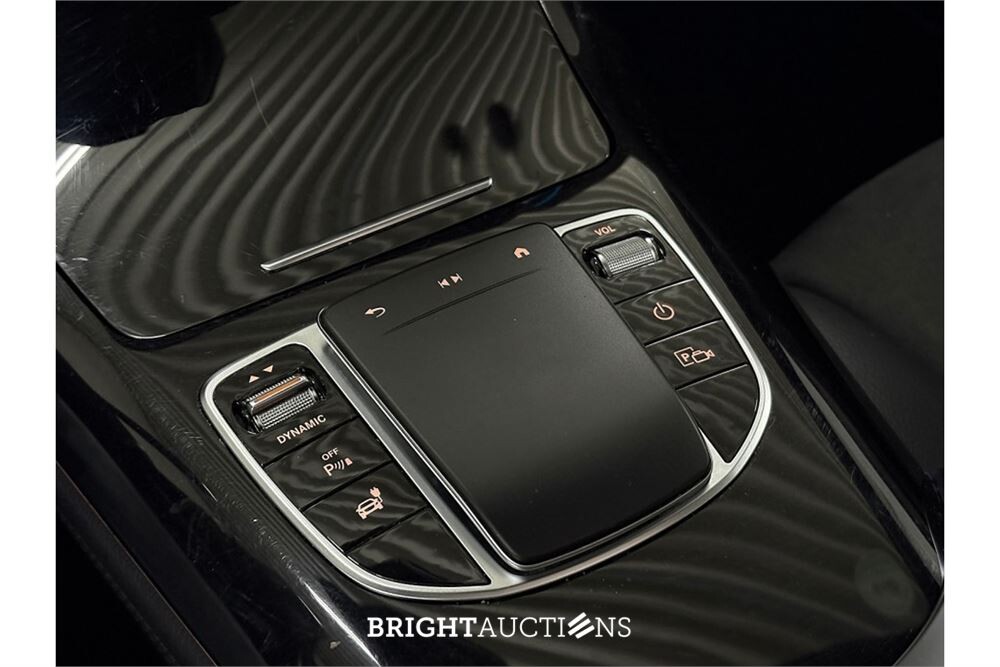 Mercedes-Benz EQC 400 4MATIC80 Business Solution AMG 80 kWh 2022 (Origineel-NL) EQC-Klasse, R-387-FK