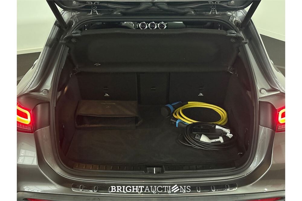 Mercedes-Benz EQA 25067 Business Solution AMG 67 kWh 2021 (Origineel-NL) EQA-Klasse, L-178-VN