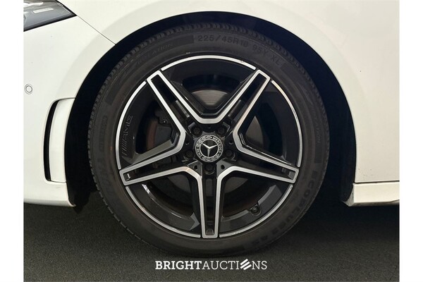 Mercedes-Benz A180 Business Solution AMG 136pk 2020 (Origineel-NL) A-klasse, J-270-FT