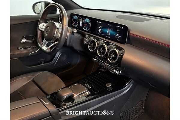 Mercedes-Benz A180 Business Solution AMG 136pk 2020 (Origineel-NL) A-klasse, J-270-FT