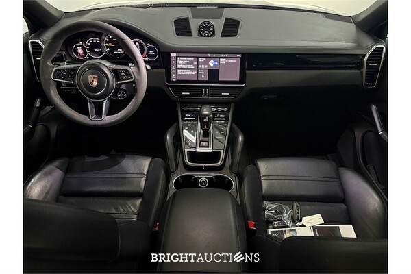 Porsche Cayenne E-Hybrid 3.0 476pk 2021 (Origineel-NL), L-677-RB